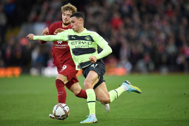 大利足坛举 大利足坛举