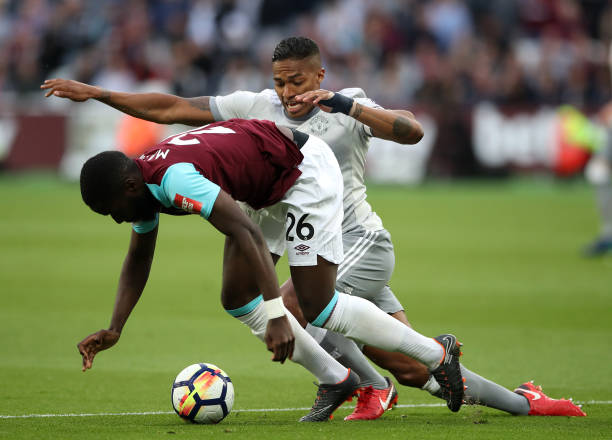 本赛季的冠 本赛季的冠