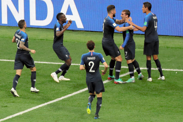 並迎來了克 並迎來了克